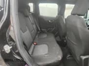 ✅ 2021 Jeep Renegade Latitude • VIN: ZACNJDBB5MPM68540 • Lot: 60631565. Wystawiony na Copart z przebiegiem 68 749 mil. Bezpłatny archiwum sprzedaży aukcyjnych z USA i szczegółowy raport historii pojazdu na DreamBid. Zdjęcie 10.