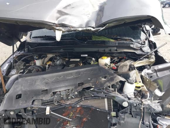 ✅ 2018 Ram 2500 Laramie • VIN: 3C6UR5FLXJG391586 • Lot: 41581822. Listed on IAAI with 70,403 mi. Free auction sales archive from the USA and detailed vehicle history report at DreamBid. Image 10.