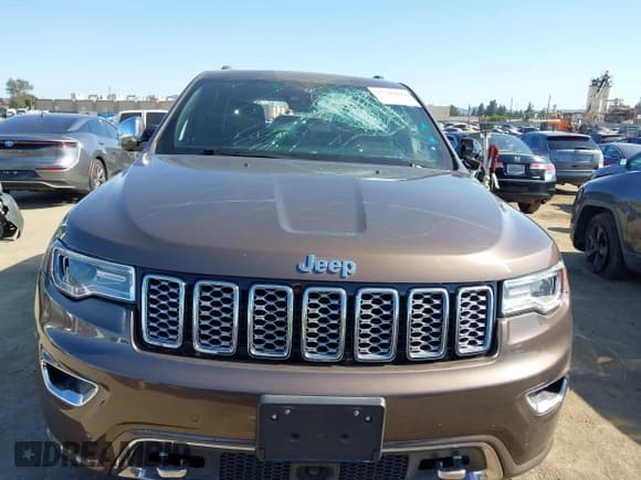 ✅ 2017 Jeep Grand Cherokee Overland • VIN: 1C4RJECG0HC960178 • Лот: 42315844. Опубликован ранее на IAAI с пробегом 63 271 миль. Бесплатный доступ к архиву аукционных продаж из США и подробный отчёт об истории автомобиля на DreamBid. Изображение 12.