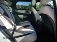 ✅ 2022 Land Rover Range Rover Velar R-Dynamic S • VIN: SALYT2EX8NA331463 • Лот: 71219235. Опубликован ранее на Copart с пробегом 130 524 миль. Бесплатный доступ к архиву аукционных продаж из США и подробный отчёт об истории автомобиля на DreamBid. Изображение 11.