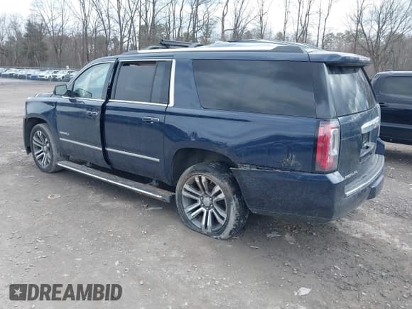 ✅ 2020 GMC Yukon XL Denali • VIN: 1GKS2HKJ3LR177072 • Lot: 41879461. Listed on IAAI with 102,971 mi. Free auction sales archive from the USA and detailed vehicle history report at DreamBid. Image 3.