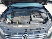 ✅ 2015 Volkswagen Passat SEL Premium • VIN: 1VWCV7A3XFC004092 • Лот: 42411778. Опубликован ранее на IAAI с пробегом 286 891 миль. Бесплатный доступ к архиву аукционных продаж из США и подробный отчёт об истории автомобиля на DreamBid. Изображение 10.