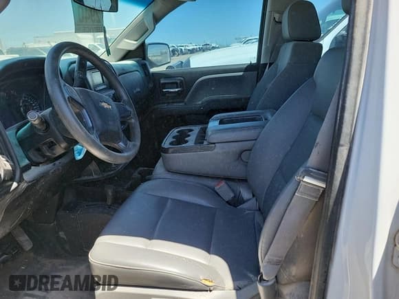 ✅ 2016 Chevrolet Silverado 2500HD Work Truck • VIN: 1GC2KUEG3GZ109851 • Lot: 42389506. Wystawiony na IAAI z przebiegiem 198 149 mil. Bezpłatny archiwum sprzedaży aukcyjnych z USA i szczegółowy raport historii pojazdu na DreamBid. Zdjęcie 1.