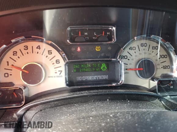 ✅ 2008 Ford Expedition Limited • VIN: 1FMFU20518LA84129 • Лот: 86430605. Опубликован ранее на Copart с пробегом 215 402 миль. Бесплатный доступ к архиву аукционных продаж из США и подробный отчёт об истории автомобиля на DreamBid. Изображение 9.