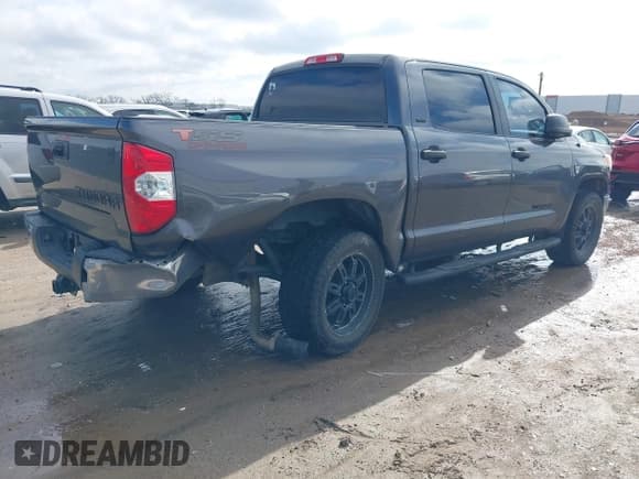 ✅ 2016 Toyota Tundra SR5 • VIN: 5TFEM5F13GX109478 • Lot: 41465449. Listed on IAAI with 99,052 mi. Free auction sales archive from the USA and detailed vehicle history report at DreamBid. Image 4.
