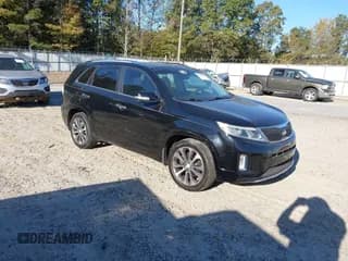 ✅ 2014 Kia Sorento SX • VIN: 5XYKW4A7XEG451884 • Lot: 43500959. Listed on IAAI with 195,133 mi. Free auction sales archive from the USA and detailed vehicle history report at DreamBid. Image 1.