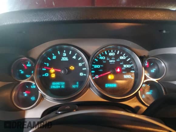 2010 Chevrolet Silverado 1500 LT with VIN 1GCSKSE34AZ160056, listed as a Copart auction lot 85420705 with 196,284 mi miles and Salvage title. Bid and sale history available at DreamBid. Image 9.