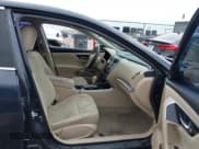 ✅ 2014 Nissan Altima S • VIN: 1N4AL3AP7EC141278 • Лот: 42752470. Опубликован ранее на IAAI с пробегом 182 559 миль. Бесплатный доступ к архиву аукционных продаж из США и подробный отчёт об истории автомобиля на DreamBid. Изображение 5.