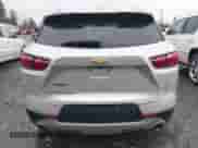 2021 Chevrolet Blazer LT z VIN 3GNKBHR40MS557195, wystawiony jako IAAI lot #41597787 z przebiegiem 66 094 mil mil oraz . Historia ofert i sprzedaży dostępna na DreamBid. Obrazek 16.