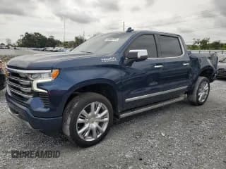 ✅ 2023 Chevrolet Silverado 1500 High Country • VIN: 2GCUDJED7P1116785 • Lot: 80900735. Wystawiony na Copart z przebiegiem 32 583 mil. Bezpłatny archiwum sprzedaży aukcyjnych z USA i szczegółowy raport historii pojazdu na DreamBid. Zdjęcie 1.