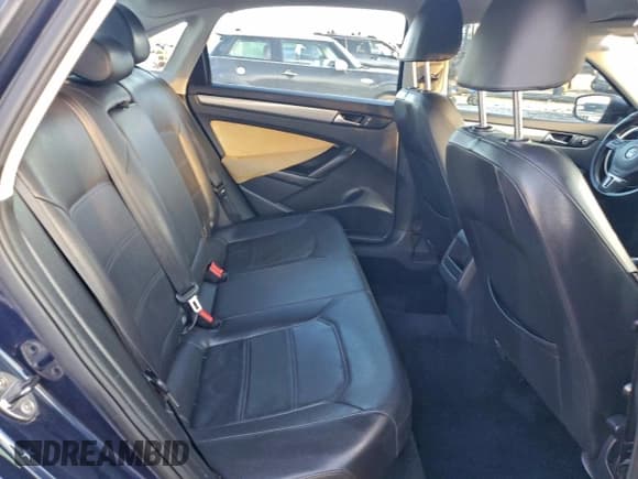 ✅ 2014 Volkswagen Passat S • VIN: 1VWAT7A39EC030307 • Lot: 95159585. Listed on Copart with 133,918 mi. Free auction sales archive from the USA and detailed vehicle history report at DreamBid. Image 10.