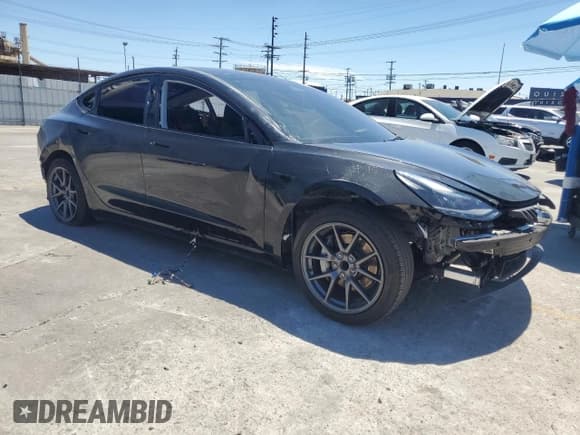✅ 2023 Tesla Model 3 • VIN: 5YJ3E1EA9PF676724 • Lot: 64097355. Wystawiony na Copart z przebiegiem 32 411 mil. Bezpłatny archiwum sprzedaży aukcyjnych z USA i szczegółowy raport historii pojazdu na DreamBid. Zdjęcie 4.