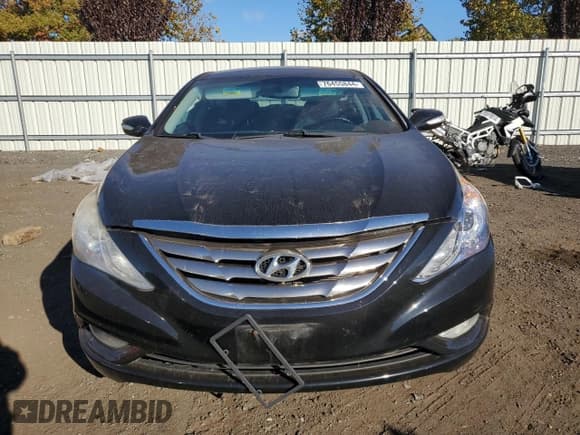 ✅ 2013 Hyundai Sonata SE • VIN: 5NPEC4AC7DH685135 • Lot: 76455844. Listed on Copart with 201,233 mi. Free auction sales archive from the USA and detailed vehicle history report at DreamBid. Image 5.
