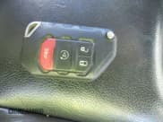 ✅ 2021 Jeep Gladiator Mojave • VIN: 1C6JJTEG4ML537524 • Lot: 43343587. Wystawiony na IAAI z przebiegiem 67 902 mil. Bezpłatny archiwum sprzedaży aukcyjnych z USA i szczegółowy raport historii pojazdu na DreamBid. Zdjęcie 11.