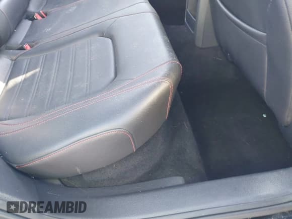 ✅ 2016 Volkswagen Jetta GLI SE • VIN: 3VW4T7AJ3GM246893 • Лот: 42016223. Опубликован ранее на IAAI с пробегом 98 616 миль. Бесплатный доступ к архиву аукционных продаж из США и подробный отчёт об истории автомобиля на DreamBid. Изображение 8.