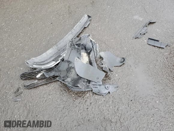 ✅ 2020 Hyundai Santa Fe SEL • VIN: 5NMS3CAD1LH252346 • Lot: 42048333. Listed on Copart with 22,172 mi. Free auction sales archive from the USA and detailed vehicle history report at DreamBid. Image 12.