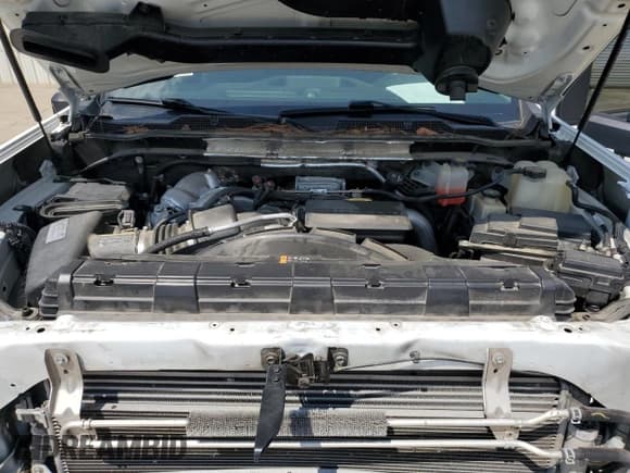 ✅ 2020 Chevrolet Silverado 2500HD Work Truck • VIN: 1GC4YLEY7LF206511 • Lot: 69542385. Wystawiony na Copart z przebiegiem 104 766 mil. Bezpłatny archiwum sprzedaży aukcyjnych z USA i szczegółowy raport historii pojazdu na DreamBid. Zdjęcie 11.