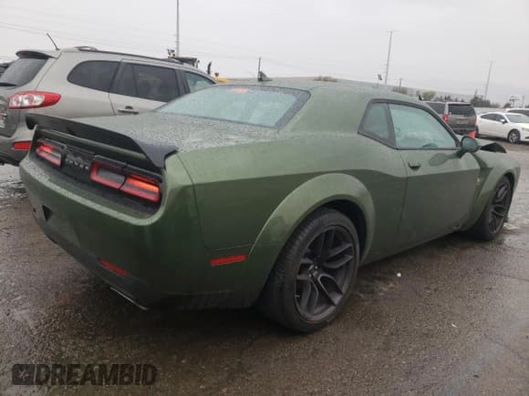 ✅ 2021 Dodge Challenger R/T Scat Pack • VIN: 2C3CDZFJ9MH564077 • Lot: 41137974. Wystawiony na Copart z przebiegiem 7 841 mil. Bezpłatny archiwum sprzedaży aukcyjnych z USA i szczegółowy raport historii pojazdu na DreamBid. Zdjęcie 3.