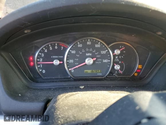 ✅ 2006 Mitsubishi Galant ES • VIN: 4A3AB36F76E009637 • Lot: 92831955. Wystawiony na Copart z przebiegiem 182 893 mil. Bezpłatny archiwum sprzedaży aukcyjnych z USA i szczegółowy raport historii pojazdu na DreamBid. Zdjęcie 9.