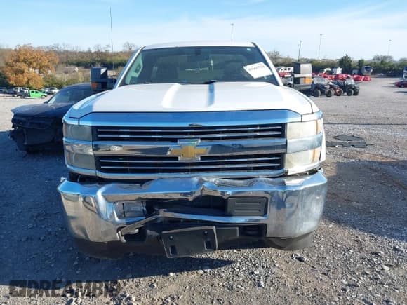 ✅ 2015 Chevrolet Silverado 2500HD Work Truck • VIN: 1GB0KUEG2FZ524038 • Лот: 43665724. Опубликован ранее на IAAI с пробегом 246 499 миль. Бесплатный доступ к архиву аукционных продаж из США и подробный отчёт об истории автомобиля на DreamBid. Изображение 12.