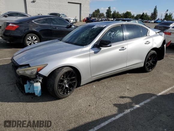 ✅ 2014 Infiniti Q50 Premium • VIN: JN1BV7AP0EM678779 • Lot: 92358745. Wystawiony na Copart z przebiegiem Nie podano. Bezpłatny archiwum sprzedaży aukcyjnych z USA i szczegółowy raport historii pojazdu na DreamBid. Zdjęcie 1.