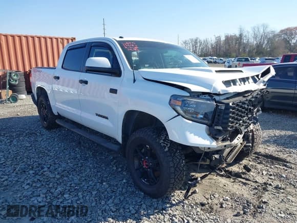 ✅ 2019 Toyota Tundra SR5 • VIN: 5TFDY5F19KX851750 • Lot: 41739111. Wystawiony na IAAI z przebiegiem 151 405 mil. Bezpłatny archiwum sprzedaży aukcyjnych z USA i szczegółowy raport historii pojazdu na DreamBid. Zdjęcie 1.
