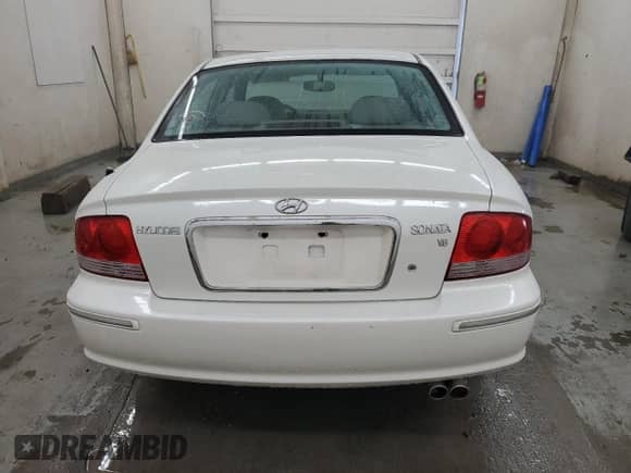 2004 Hyundai Sonata GLS с VIN KMHWF35H74A946133, выставлен на аукционе Copart как лот 48028595 с пробегом 175 589 миль миль и Списание • Salvage title. История ставок и продаж доступна на DreamBid. Изображение 6.