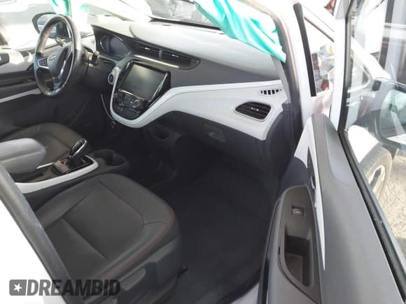✅ 2019 Chevrolet Bolt EV Premier • VIN: 1G1FZ6S06K4104982 • Lot: 41620498. Wystawiony na IAAI z przebiegiem 49 580 mil. Bezpłatny archiwum sprzedaży aukcyjnych z USA i szczegółowy raport historii pojazdu na DreamBid. Zdjęcie 5.
