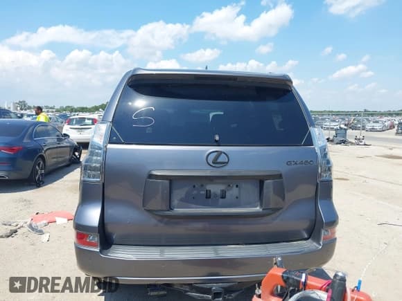 ✅ 2019 Lexus GX 460 • VIN: JTJBM7FX6K5210650 • Лот: 42979700. Опубликован ранее на IAAI с пробегом 109 598 миль. Бесплатный доступ к архиву аукционных продаж из США и подробный отчёт об истории автомобиля на DreamBid. Изображение 16.