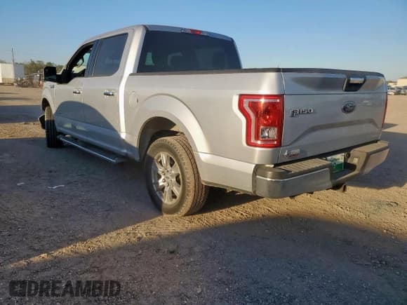 ✅ 2015 Ford F-150 XLT • VIN: 1FTEW1CP1FKE49977 • Lot: 91185025. Wystawiony na Copart z przebiegiem Nie podano. Bezpłatny archiwum sprzedaży aukcyjnych z USA i szczegółowy raport historii pojazdu na DreamBid. Zdjęcie 2.