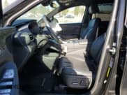 ✅ 2022 Hyundai Santa Fe Calligraphy • VIN: 5NMS5DAL2NH438715 • Lot: 60820793. Wystawiony na Copart z przebiegiem 11 887 mil. Bezpłatny archiwum sprzedaży aukcyjnych z USA i szczegółowy raport historii pojazdu na DreamBid. Zdjęcie 7.