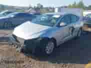 2017 Hyundai Elantra SE z VIN KMHD74LF4HU433096, wystawiony jako IAAI lot #43268314 z przebiegiem 25 976 mil mil oraz . Historia ofert i sprzedaży dostępna na DreamBid. Obrazek 19.