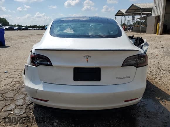 ✅ 2021 Tesla Model 3 Performance • VIN: 5YJ3E1EC6MF045037 • Lot: 70683045. Wystawiony na Copart z przebiegiem 18 403 mil. Bezpłatny archiwum sprzedaży aukcyjnych z USA i szczegółowy raport historii pojazdu na DreamBid. Zdjęcie 6.
