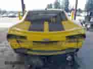 2010 Chevrolet Camaro 2SS z VIN 2G1FK1EJ5A9108819, wystawiony jako IAAI lot #43111522 z przebiegiem 174 324 mil mil oraz . Historia ofert i sprzedaży dostępna na DreamBid. Obrazek 6.