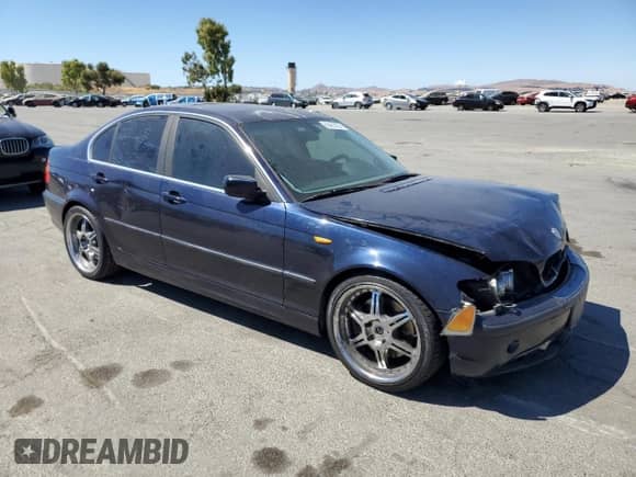 2003 BMW 3 Series 330i z VIN WBAEV53433KM24717, wystawiony jako Copart lot #69455235 z przebiegiem 159 191 mil mil oraz Szkoda całkowita • Salvage title. Historia ofert i sprzedaży dostępna na DreamBid. Obrazek 4.