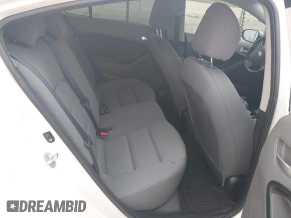 ✅ 2017 Kia Forte LX • VIN: 3KPFK4A76HE075439 • Lot: 43316124. Listed on IAAI with 59,925 mi. Free auction sales archive from the USA and detailed vehicle history report at DreamBid. Image 8.