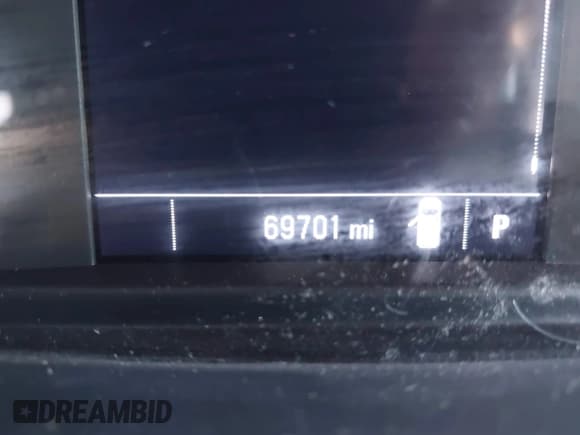 ✅ 2022 Chevrolet Silverado 1500 Custom • VIN: 1GCPABEK6NZ632456 • Lot: 43411842. Wystawiony na IAAI z przebiegiem 69 701 mil. Bezpłatny archiwum sprzedaży aukcyjnych z USA i szczegółowy raport historii pojazdu na DreamBid. Zdjęcie 15.