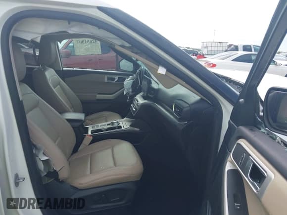 ✅ 2021 Ford Explorer XLT • VIN: 1FMSK7DH3MGB20878 • Lot: 42653007. Wystawiony na IAAI z przebiegiem Nie podano. Bezpłatny archiwum sprzedaży aukcyjnych z USA i szczegółowy raport historii pojazdu na DreamBid. Zdjęcie 5.