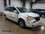 ✅ 2010 Chrysler Town & Country Touring Plus • VIN: 2A4RR8D15AR415282 • Lot: 89908155. Wystawiony na Copart z przebiegiem 176 738 mil. Bezpłatny archiwum sprzedaży aukcyjnych z USA i szczegółowy raport historii pojazdu na DreamBid. Zdjęcie 4.