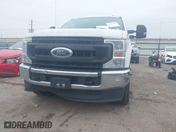 ✅ 2020 Ford F-250 XL • VIN: 1FT7W2B66LEE74858 • Lot: 41453320. Listed on IAAI with 152,935 mi. Free auction sales archive from the USA and detailed vehicle history report at DreamBid. Image 6.