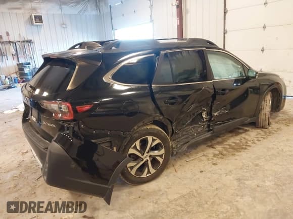 ✅ 2020 Subaru Outback Limited • VIN: 4S4BTANC6L3228091 • Lot: 43519542. Wystawiony na IAAI z przebiegiem 93 943 mil. Bezpłatny archiwum sprzedaży aukcyjnych z USA i szczegółowy raport historii pojazdu na DreamBid. Zdjęcie 4.