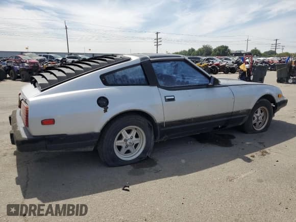 ✅ 1982 Datsun 280ZX • VIN: JN1HZ04SXCX448748 • Лот: 87670125. Опубликован ранее на Copart с пробегом 136 264 миль. Бесплатный доступ к архиву аукционных продаж из США и подробный отчёт об истории автомобиля на DreamBid. Изображение 3.