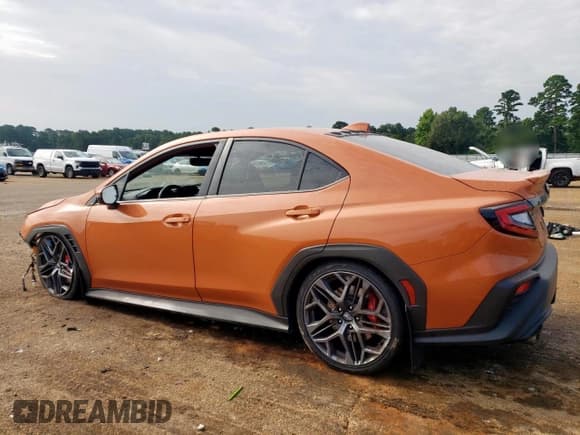 ✅ 2024 Subaru WRX TR • VIN: JF1VBAY63R9802779 • Лот: 64600955. Опубликован ранее на Copart с пробегом 15 240 миль. Бесплатный доступ к архиву аукционных продаж из США и подробный отчёт об истории автомобиля на DreamBid. Изображение 2.