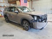 ✅ 2023 Nissan Pathfinder Platinum • VIN: 5N1DR3DK7PC224746 • Лот: 49242495. Опубликован ранее на Copart с пробегом 31 442 миль. Бесплатный доступ к архиву аукционных продаж из США и подробный отчёт об истории автомобиля на DreamBid. Изображение 4.