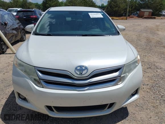 ✅ 2015 Toyota Venza LE • VIN: 4T3ZA3BB5FU096880 • Lot: 42201033. Listed on IAAI with 136,252 mi. Free auction sales archive from the USA and detailed vehicle history report at DreamBid. Image 12.