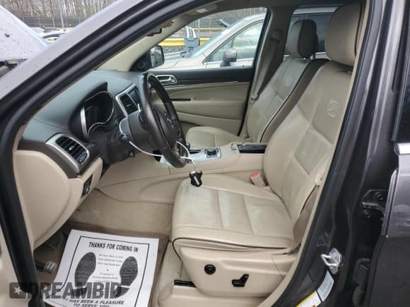 ✅ 2015 Jeep Grand Cherokee Overland • VIN: 1C4RJFCG0FC848046 • Lot: 49514795. Wystawiony na Copart z przebiegiem 212 688 mil. Bezpłatny archiwum sprzedaży aukcyjnych z USA i szczegółowy raport historii pojazdu na DreamBid. Zdjęcie 7.