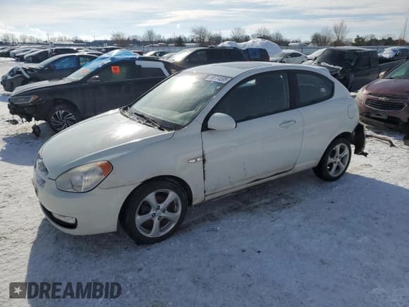 ✅ 2009 Hyundai Accent L • VIN: KMHCN35C79U129681 • Лот: 88774595. Опубликован ранее на Copart с пробегом 202 956 миль. Бесплатный доступ к архиву аукционных продаж из США и подробный отчёт об истории автомобиля на DreamBid. Изображение 1.