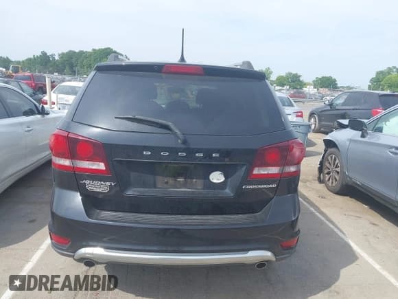 ✅ 2017 Dodge Journey Crossroad Plus • VIN: 3C4PDCGG1HT554945 • Лот: 42320590. Опубликован ранее на IAAI с пробегом 160 085 миль. Бесплатный доступ к архиву аукционных продаж из США и подробный отчёт об истории автомобиля на DreamBid. Изображение 16.