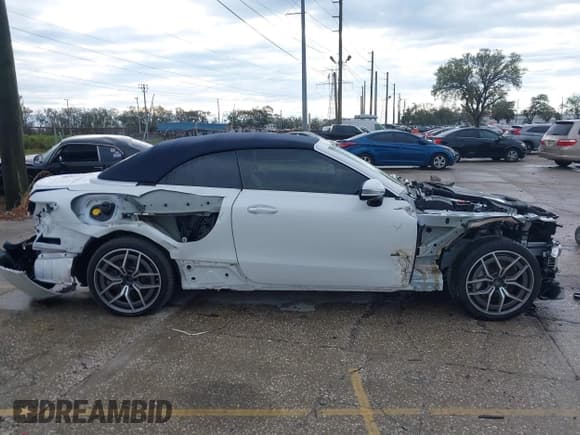 ✅ 2023 Mercedes-Benz E 450 • VIN: W1K1K5KB0PF208127 • Лот: 41651543. Опубликован ранее на IAAI с пробегом 7 086 миль. Бесплатный доступ к архиву аукционных продаж из США и подробный отчёт об истории автомобиля на DreamBid. Изображение 13.