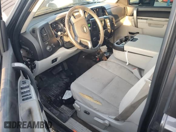 ✅ 2010 Chevrolet Silverado 2500HD LT • VIN: 1GC4KXBG3AF129508 • Лот: 81125504. Опубликован ранее на Copart с пробегом Не указан. Бесплатный доступ к архиву аукционных продаж из США и подробный отчёт об истории автомобиля на DreamBid. Изображение 8.